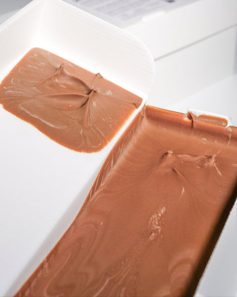 Haselnuss-Nougat dunkel